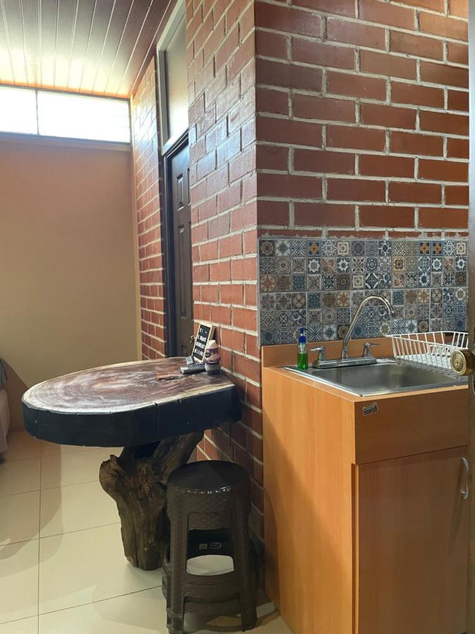 Apartamento HuehueLoft1 estacionamiento y wifi Huehuetenango Exterior foto